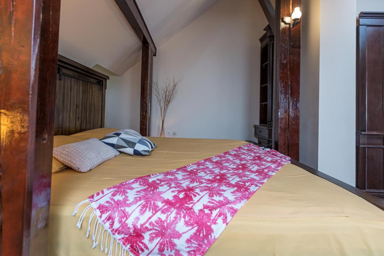 Casa Chintoan - Adult Only Bed & Breakfast Constanta Bagian luar foto