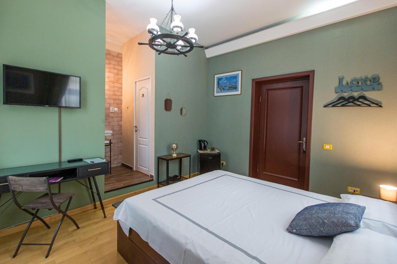 Casa Chintoan - Adult Only Bed & Breakfast Constanta Bagian luar foto