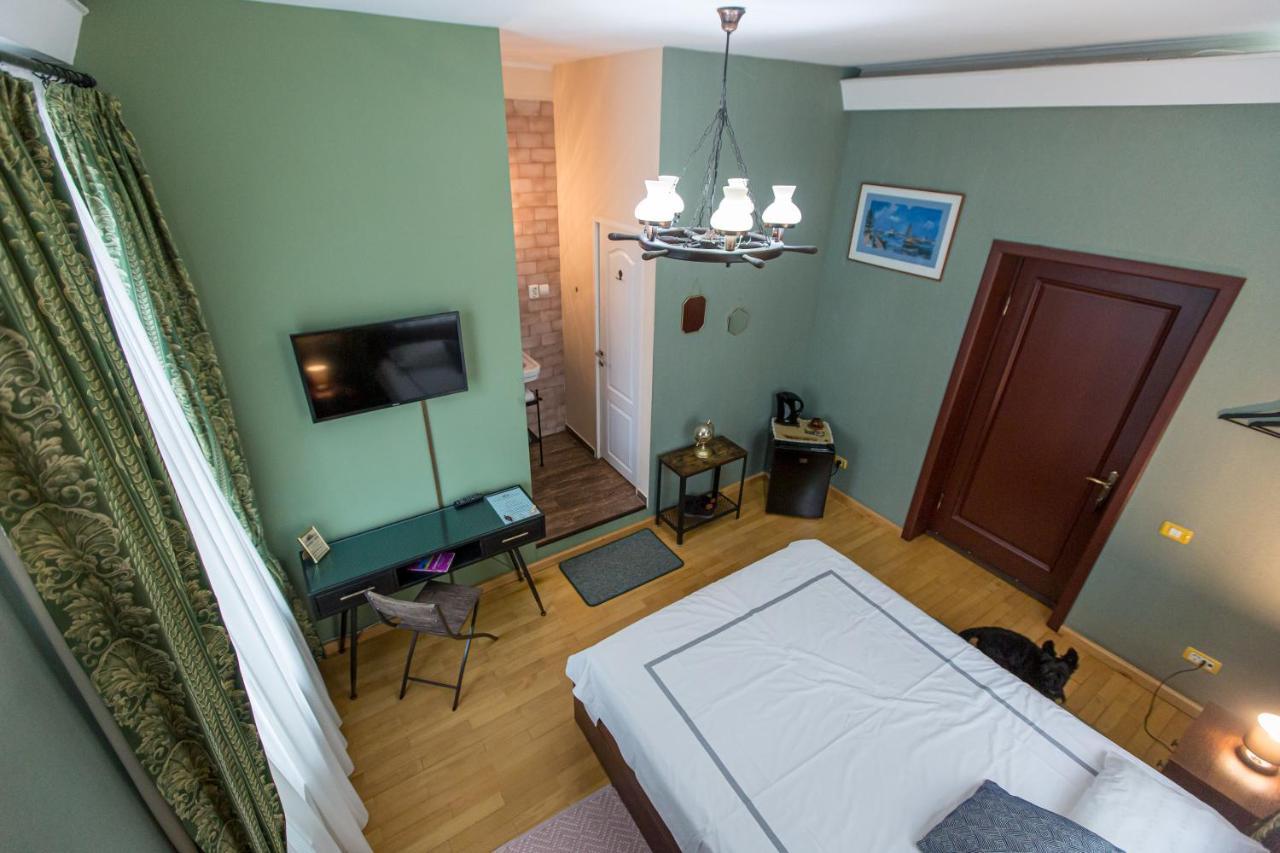 Casa Chintoan - Adult Only Bed & Breakfast Constanta Bagian luar foto
