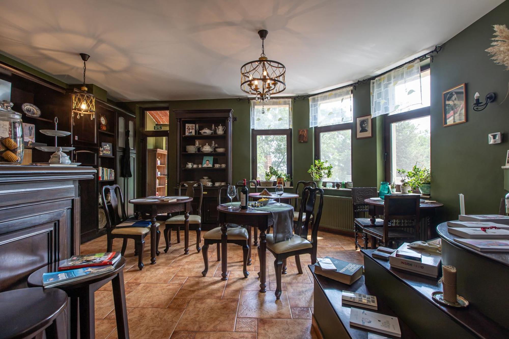 Casa Chintoan - Adult Only Bed & Breakfast Constanta Bagian luar foto