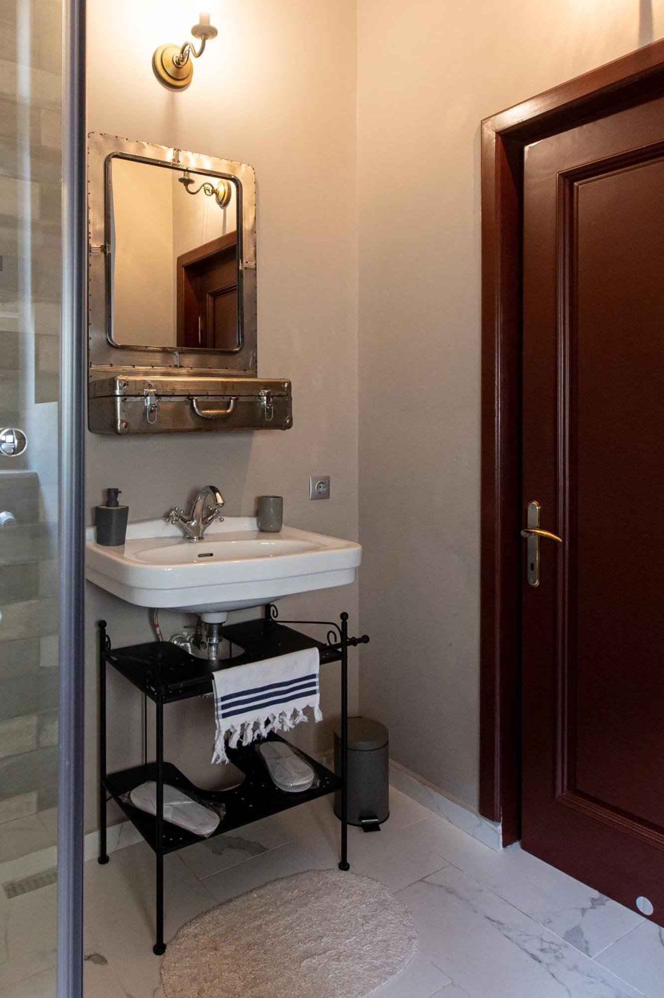 Casa Chintoan - Adult Only Bed & Breakfast Constanta Bagian luar foto