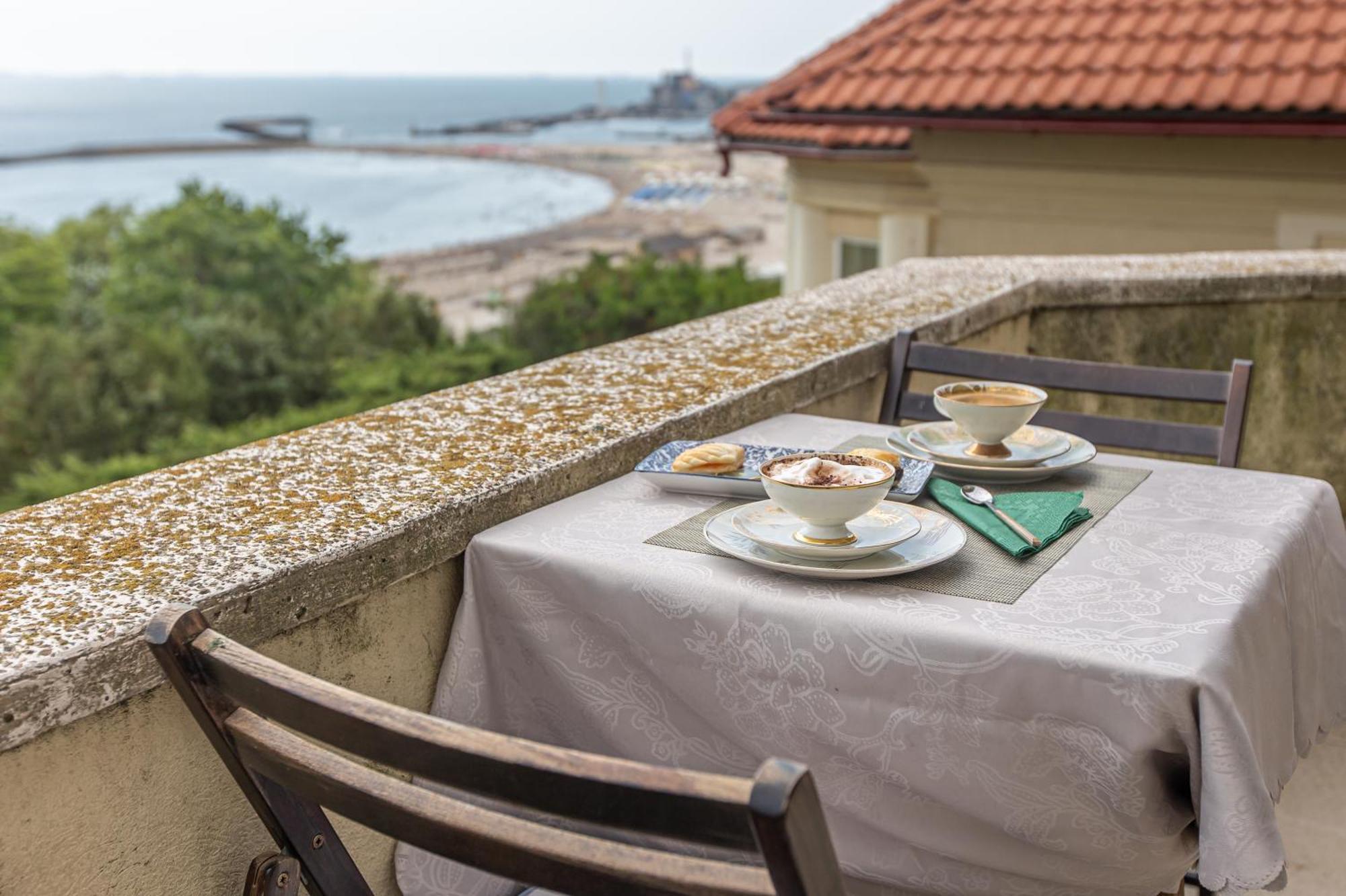 Casa Chintoan - Adult Only Bed & Breakfast Constanta Bagian luar foto
